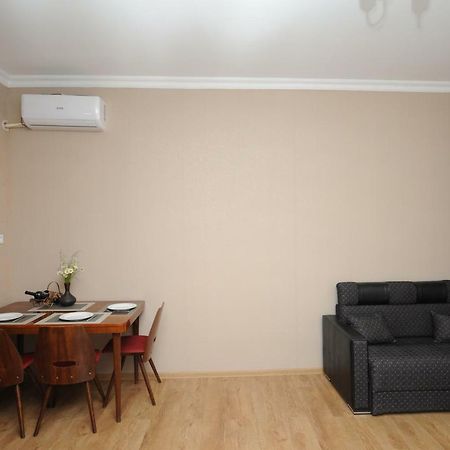Shako'S Apartments Τυφλίδα Εξωτερικό φωτογραφία