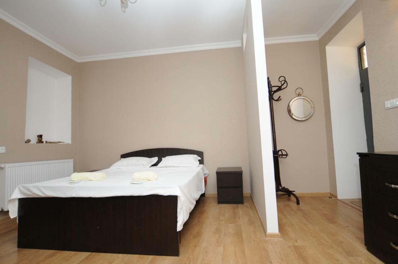 Shako'S Apartments Τυφλίδα Εξωτερικό φωτογραφία